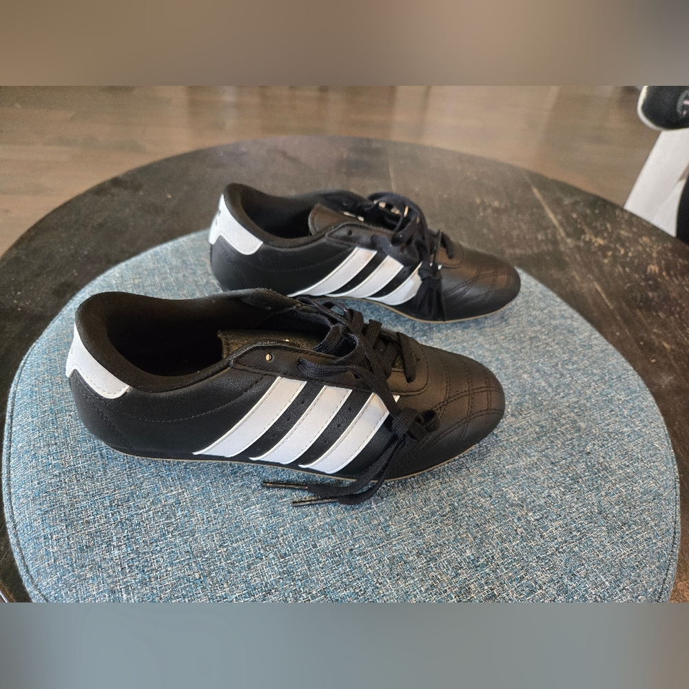 Womens Adidas Taekwondo Lace Black and White Gum Shoes - Picture 2 of 10